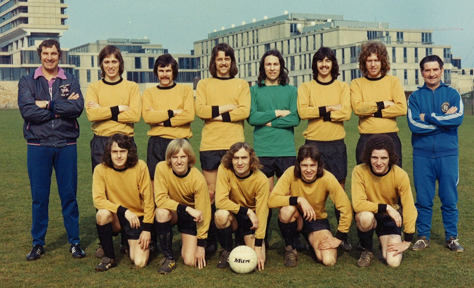 Squad photo of the 1974 team
